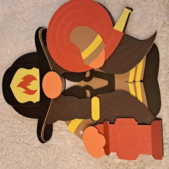 Handcrafted Firefighter Gnome Set wirh display stands - Picture 3 of 3